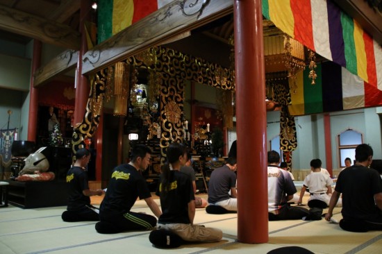 台雲寺坐禅